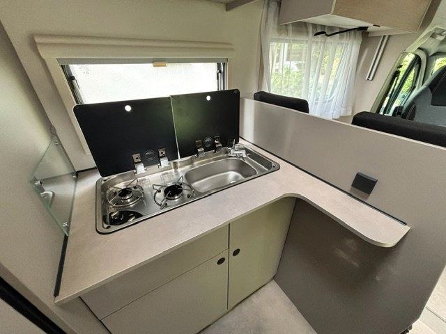 Wohnmobil Teilintegriert LMC Tracer 690EL mieten in Gütersloh – 4