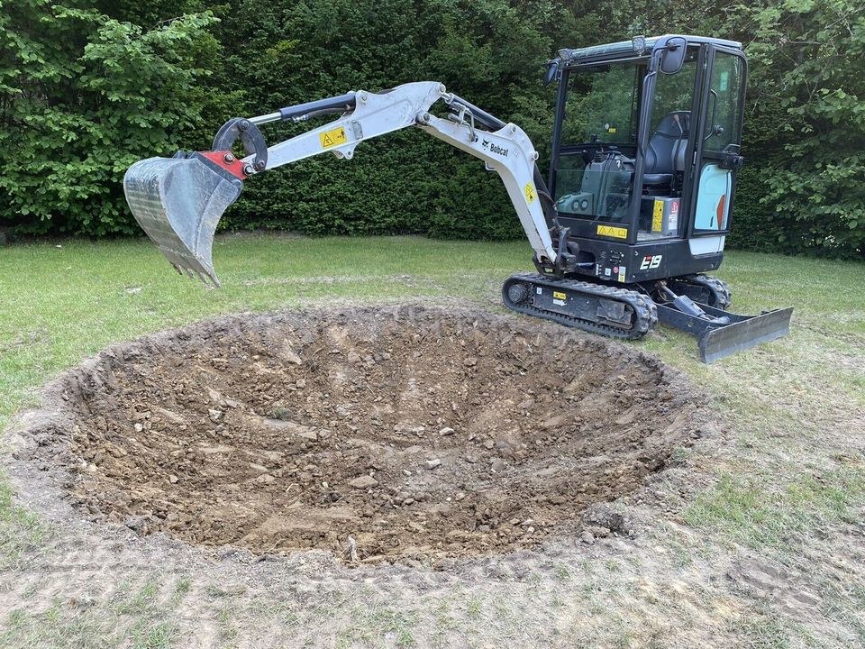 Lohnarbeit Bobcat E19 Minibagger Baggerarbeiten mieten in Reichshof – 2