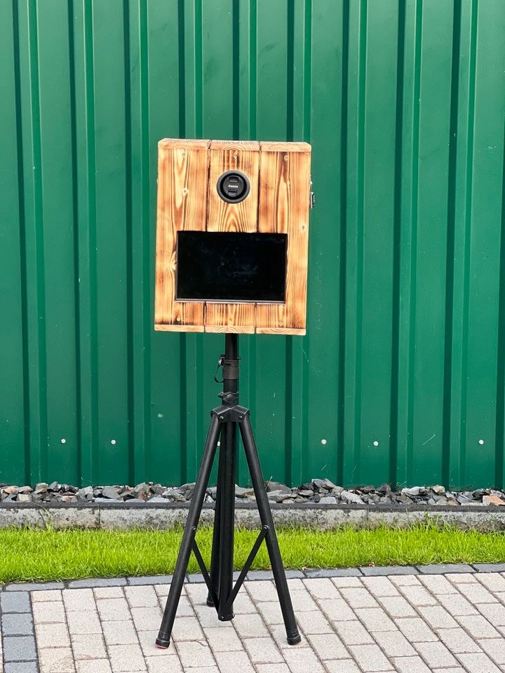 Fotobox JGA mieten in Reichshof – das Highlight auf jeder Feier – 3