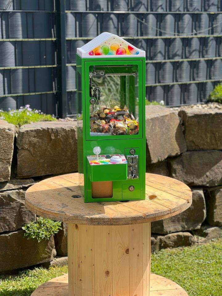 Greifautomat Candybar JGA mieten bei D. Timm Vermietung – mobile Bar – 4