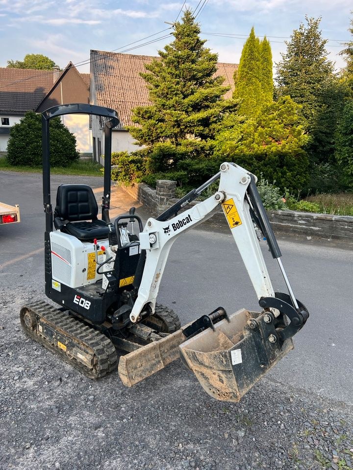 Microbagger Minibagger Bagger Bobcat E08 Kubota mieten in Reichshof