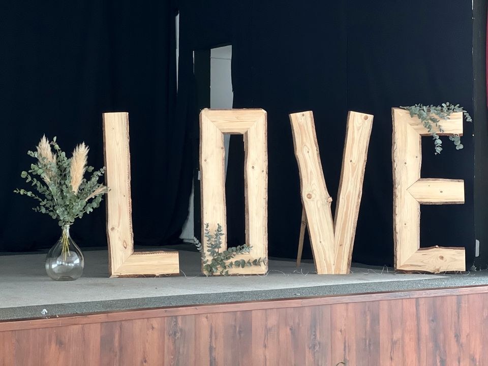 LOVE Letters Verlobung Heirat Heiratsantrag mieten in Reichshof