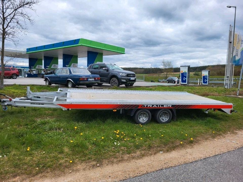 Anhänger Autotransporte Trailer 100 km h mieten in Schwandorf