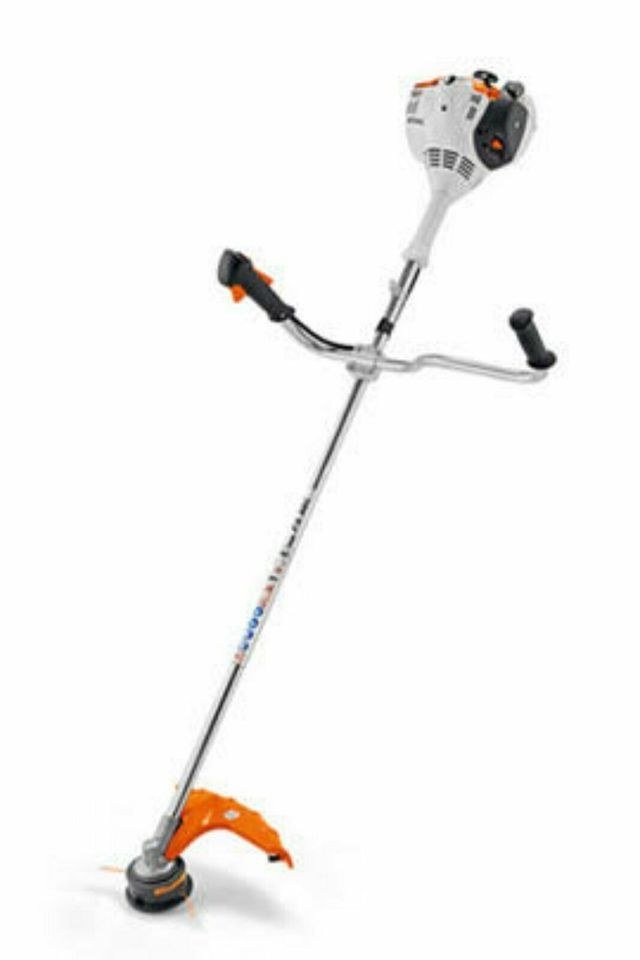 Stihl leichten Benzin Freischneider mieten in Überherrn