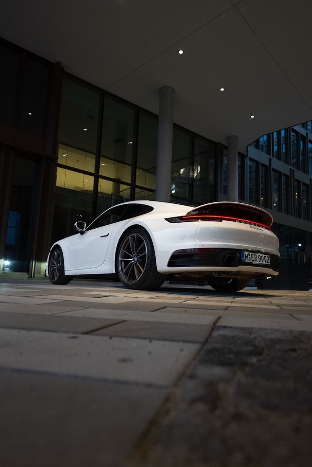 Porsche Carrera 911 992 ohne Kreditkarte mieten in Bogenhausen