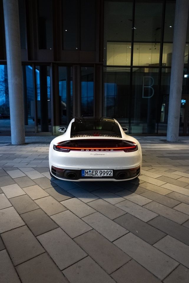 Porsche Carrera 911 992 ohne Kreditkarte mieten in Bogenhausen – 3