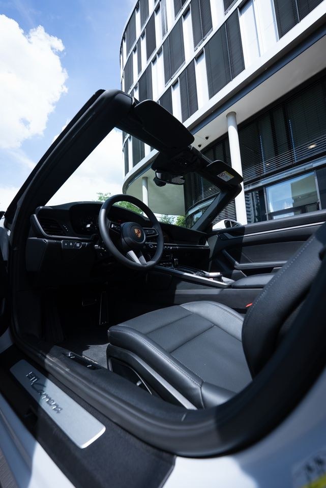 Porsche Carrera Cabrio 992 ohne Kreditkarte mieten in Bogenhausen – 4