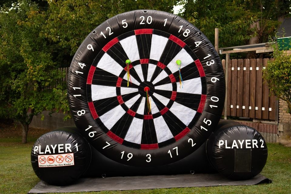 Fußball Dart XL Klettbällen mieten in Beckum – für Kinderfest & Feier – 3