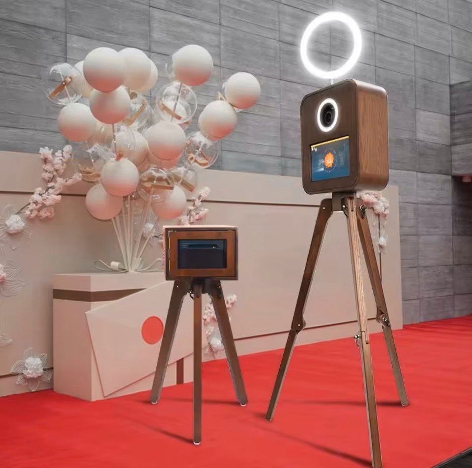 Fotobox Fotospiegel Highlight mieten bei Brüser & Beerbaum Haustechnik – 3