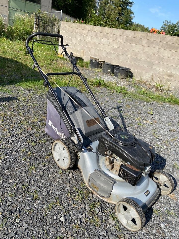 Rasenmäher Einhell mieten bei F.S.E.R.-Bau – für Garten & Grundstück