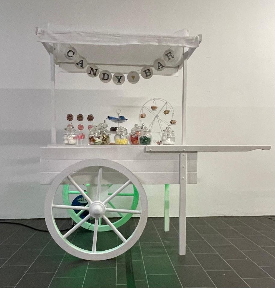 Candybar Holzoptik mieten in Erding – mobile Bar