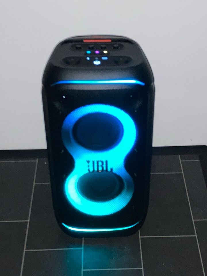 JBL Partybox 320 inkl Mikrofon mieten in Erding – Party-Sound – 2