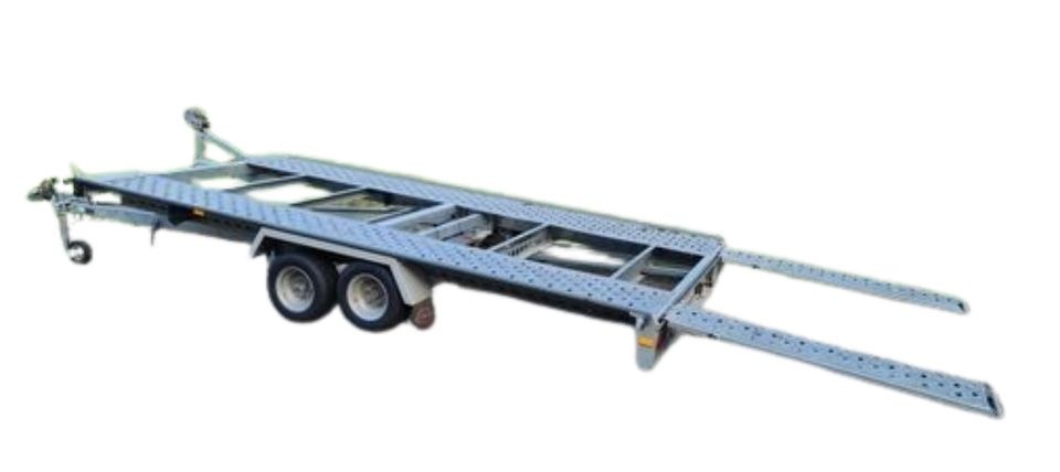 Autotrailer STEMA 2,7t mieten in Stuhr – für den Fahrzeugtransport