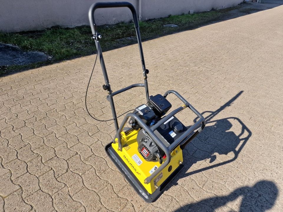 Rüttelplatte Rüttler mieten bei G&R Service – für Pflaster & Terrasse