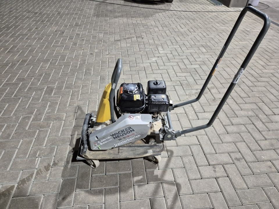 ohne Limit mieten bei Gamon Bau – für Pflaster & Terrasse – 3