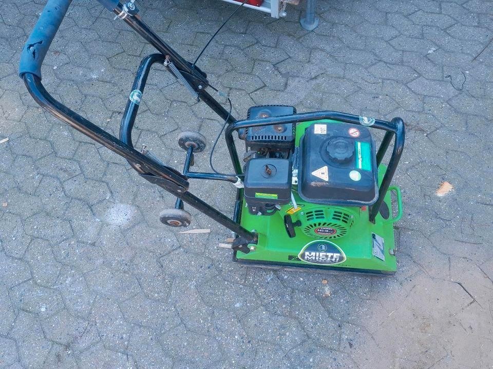 Zipper rüttelplatte zi rpe90 mieten in Ladelund – 2