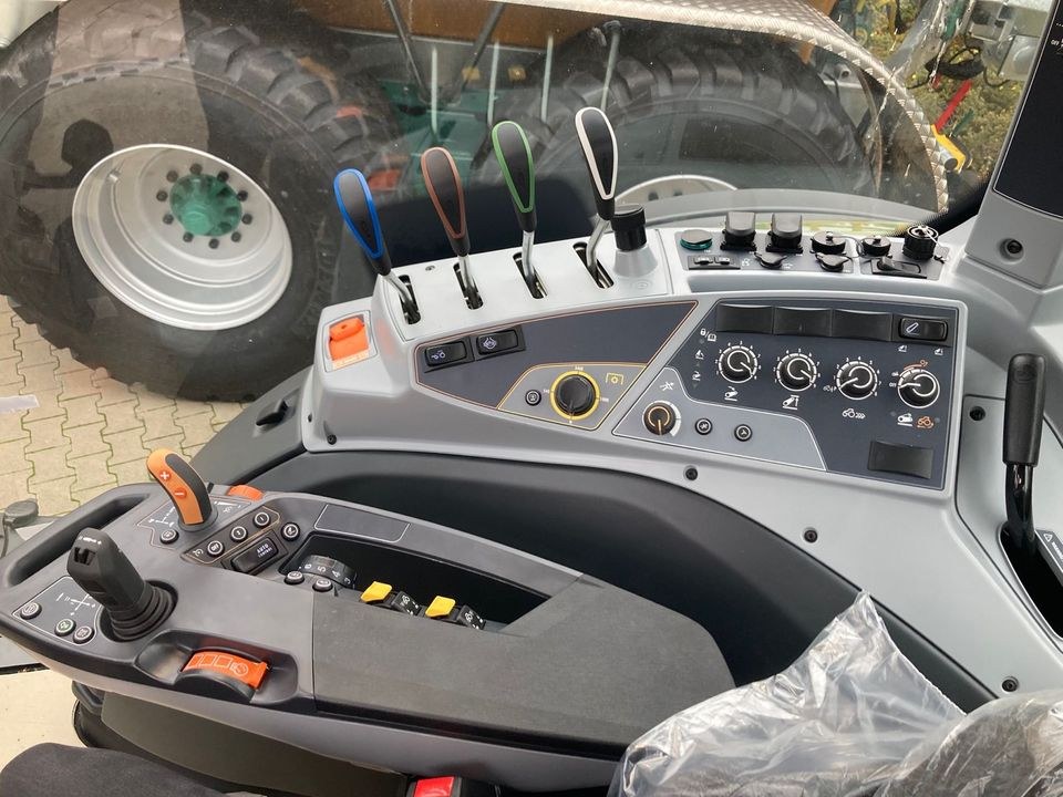 Valtra N155 Schlepper mieten in Wrestedt – Zubehör statt Kauf – 2