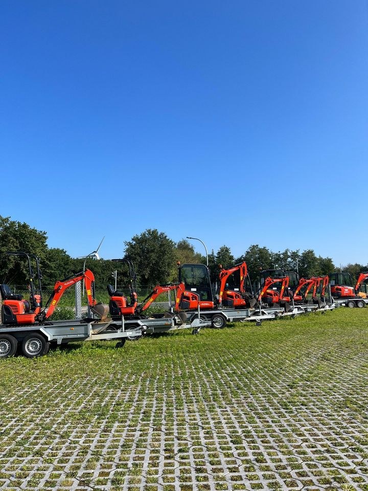 Minibagger Bagger Wurzeln entfernen mieten bei Mietpark HortiRent