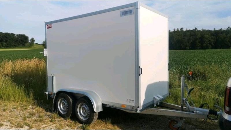 Kofferanhänger geschlossener Anhänger mieten in Aach – 2