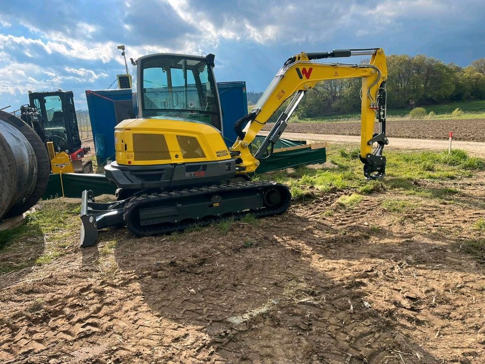 Minibagger Bagger Telelader 1,3 15,5t mieten in Aach – 2