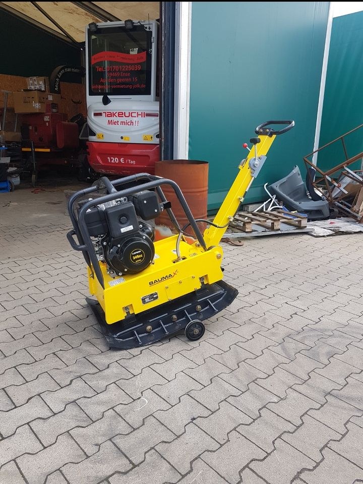 340 kg Rüttelplatte verdichter Bagger Stampfer mieten in Ense