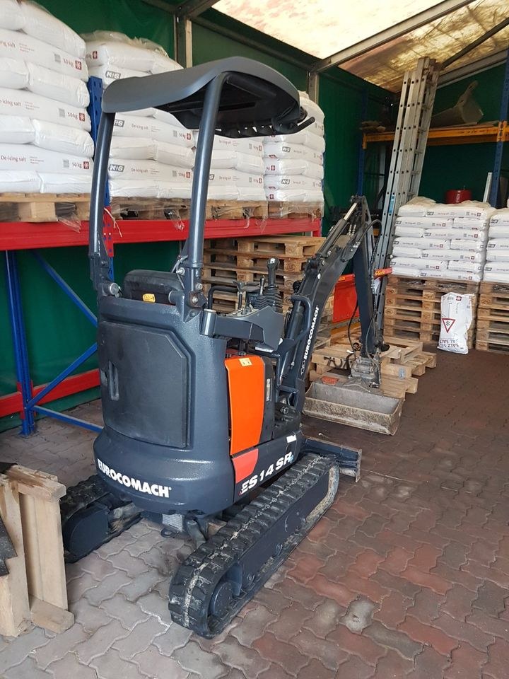 1,4 Tonnen Bagger minibagger Eurocomach Garten mieten in Ense – 2