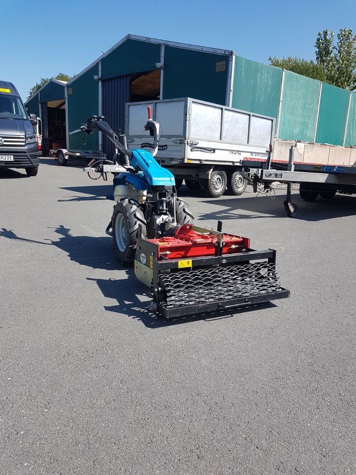 Bodenfräse Kreiselegge Erde Rasen zerkleinern mieten in Ense – 2