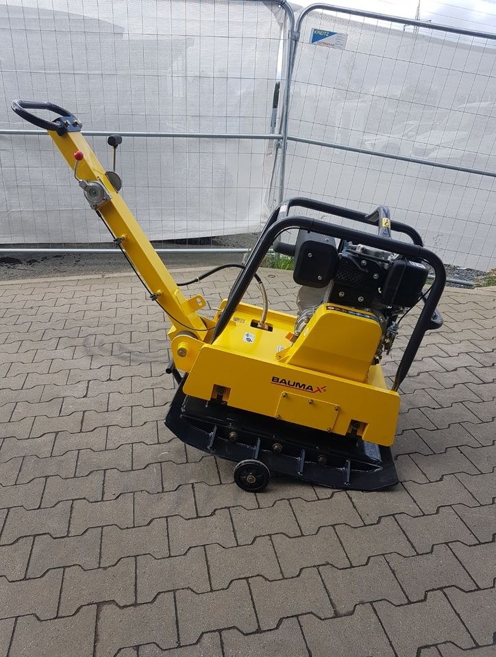 340 kg Rüttelplatte verdichter Bagger Stampfer mieten in Ense – 4