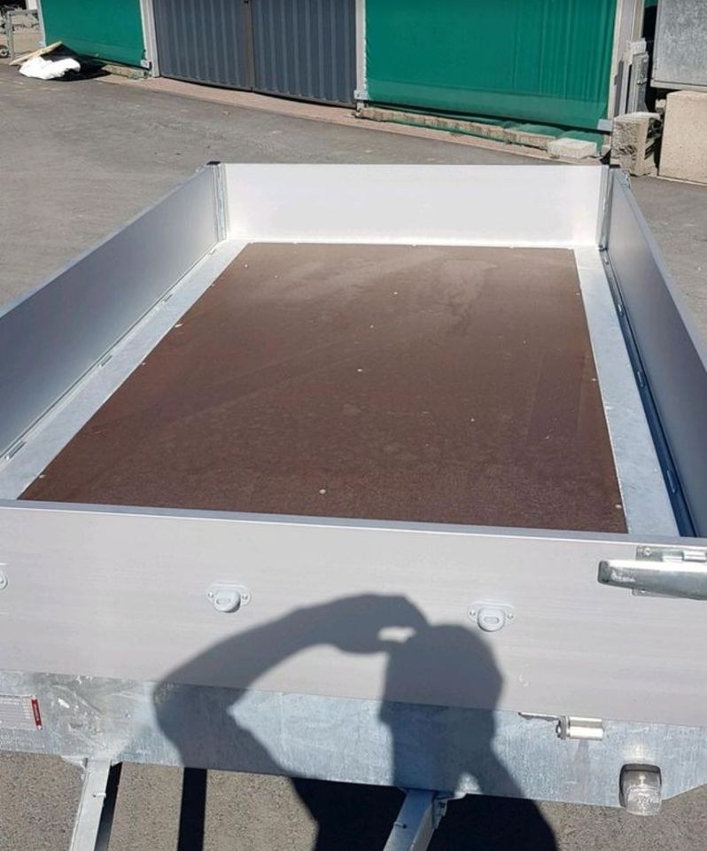 Hochlader 750kg Plattform Transporter Anhänger mieten in Ense – 4