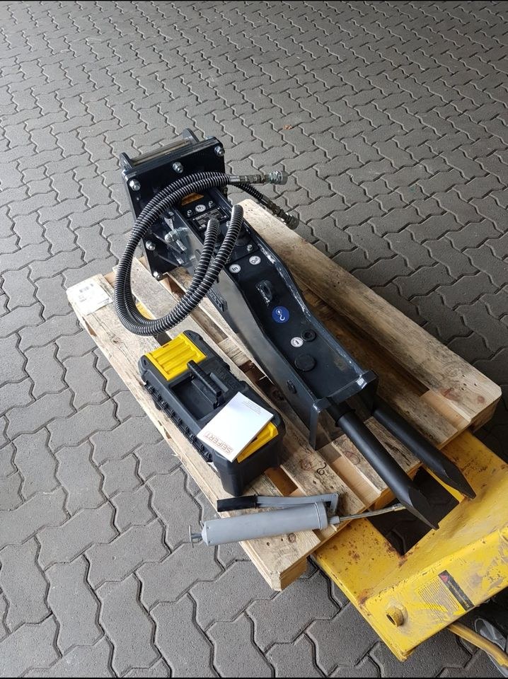 Abbruchhammer Hydraulikhammer Stemmhammer mieten bei Vermietung Jolk – 3
