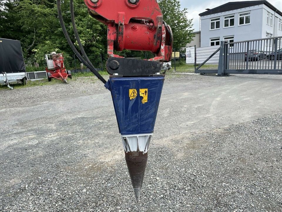 Kegelspalter Bagger Holzspalter Brennholz K&K mieten in Mücke – 3