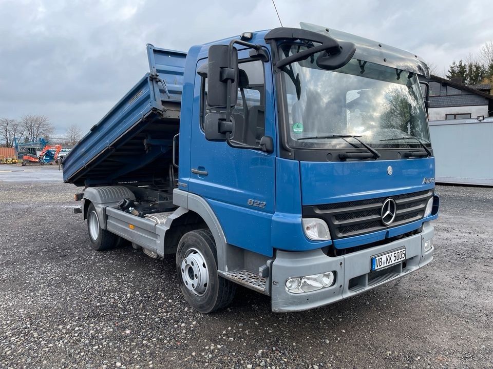 Mercedes Benz Atego 822 Dreiseitenkipper Kipper mieten in Mücke – 2
