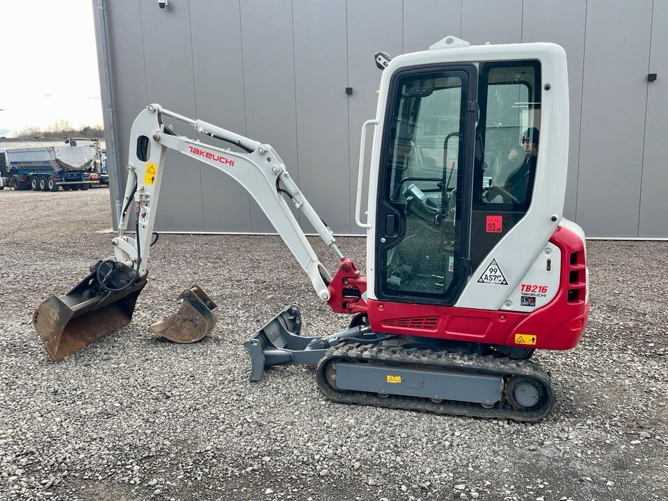 Takeuchi TB216 Minibagger Bagger Kompaktbagger mieten in Mücke