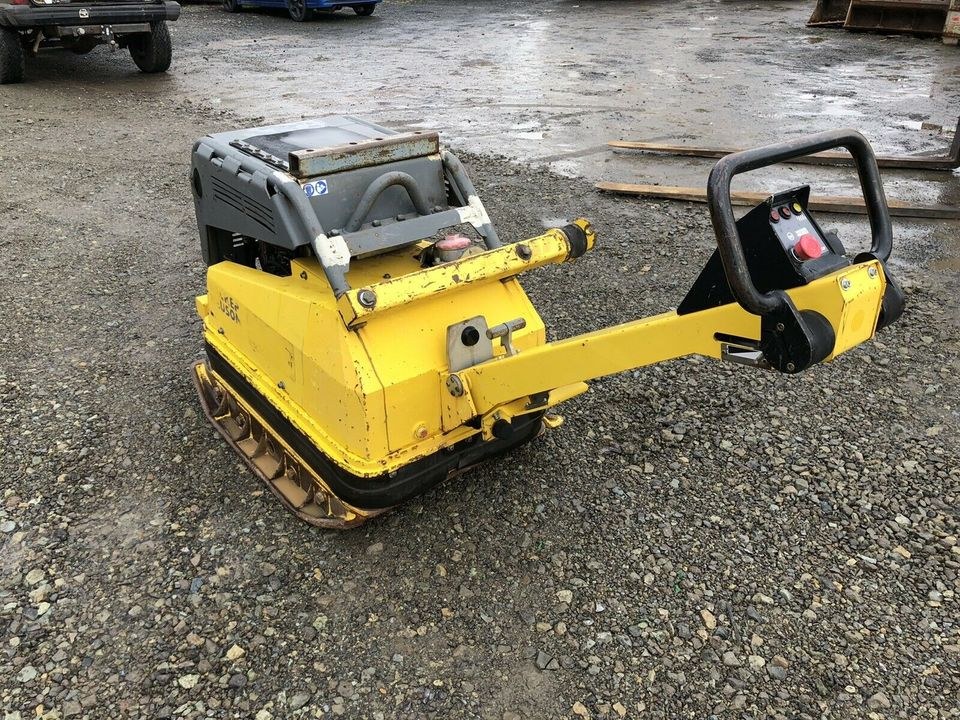 Wacker DPU 100 70Le Rüttelplatte Stampfer 750 mieten in Mücke – 3
