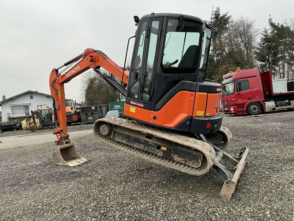 Minibagger Hitachi ZX52U 5t Bagger K&K mieten in Mücke – 3