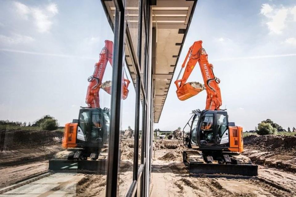 Kettenbagger 14 to mieten bei Klamor – für Erdarbeiten & Baustelle