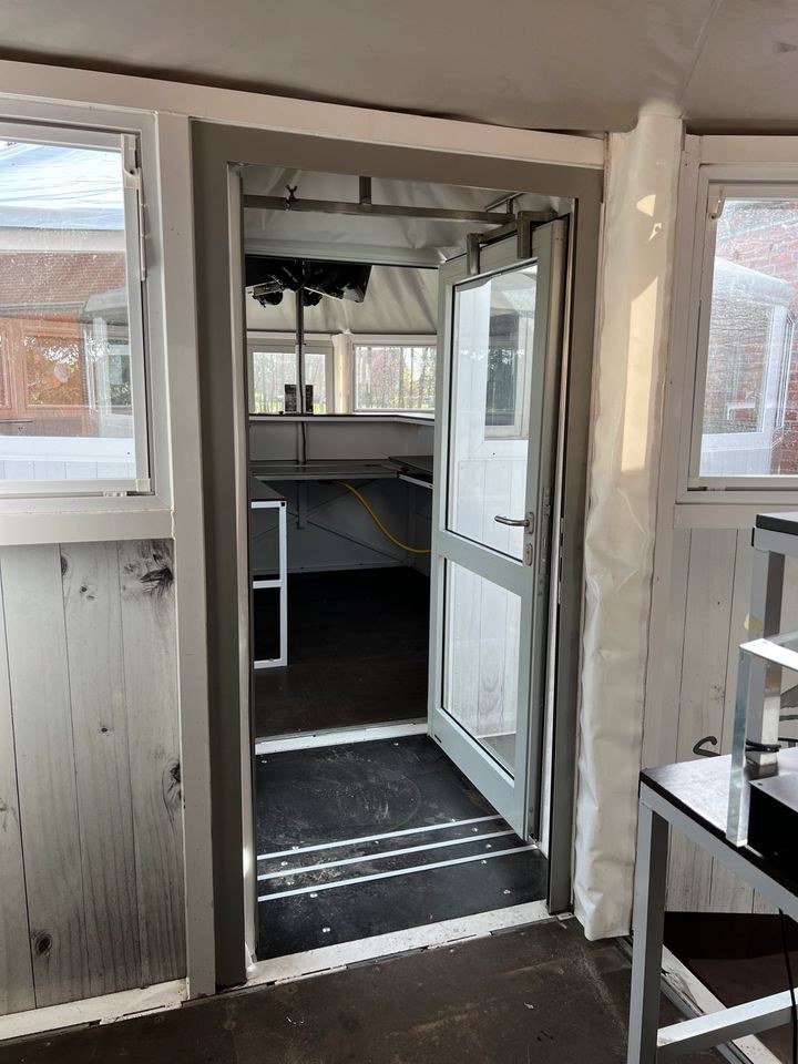 Mobile Doppel Schirmbar Partyraum 200 Pers mieten in Versmold – 3