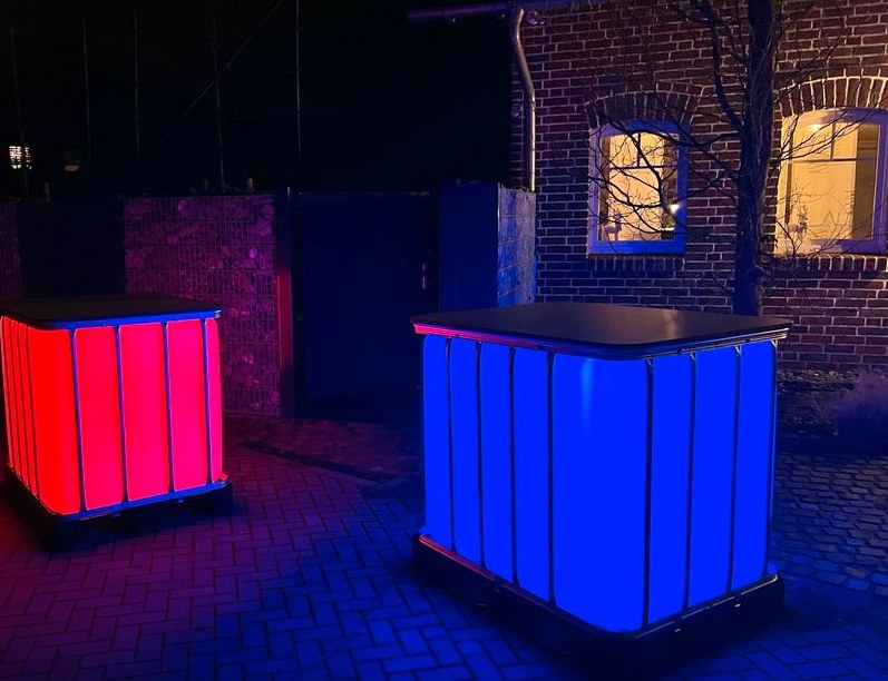 LED Stehtisch IBC Cube RGB Eyecatcher mieten in Versmold