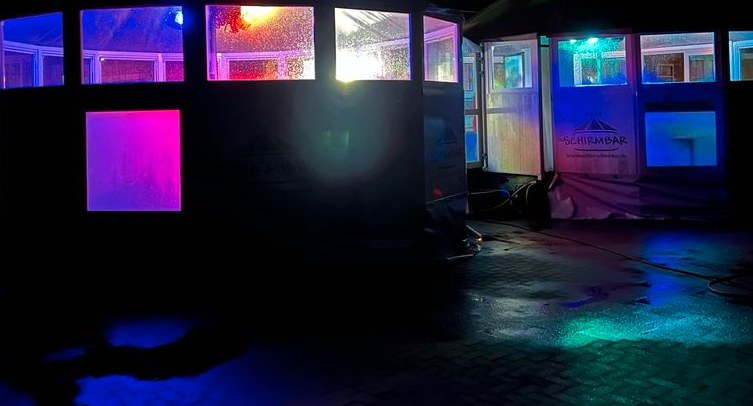 Mobile Doppel Schirmbar Partyraum 200 Pers mieten in Versmold – 4