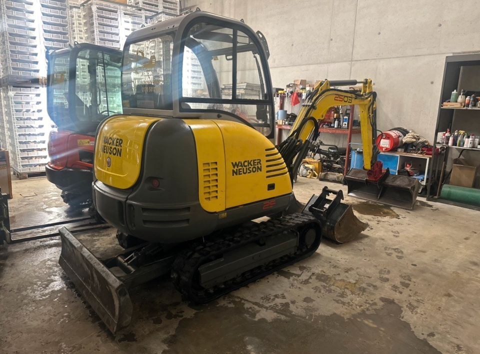 Minibagger gewerblich Bagger Wacker mieten bei LO Maschinenverleih – 2