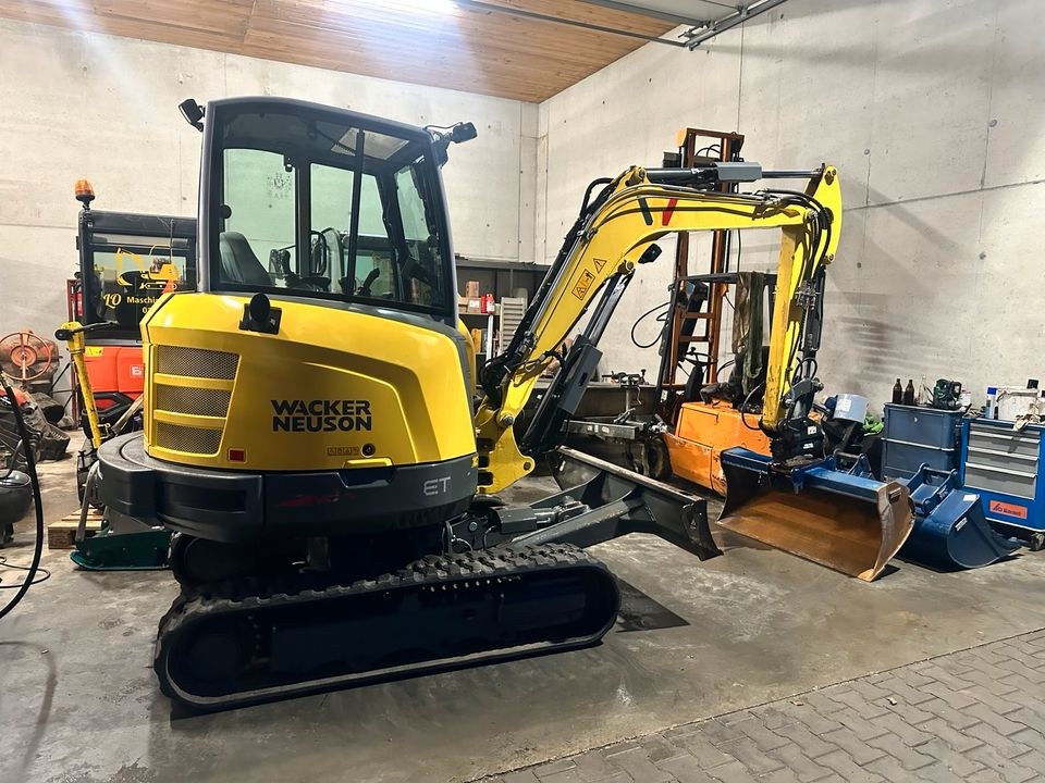 Minibaggger 5 Tonnen Minibagger Wacker mieten bei LO Maschinenverleih – 4