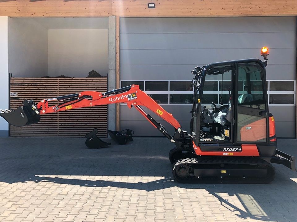 Minibagger Poolbau Kabelbau mieten bei LO Maschinenverleih