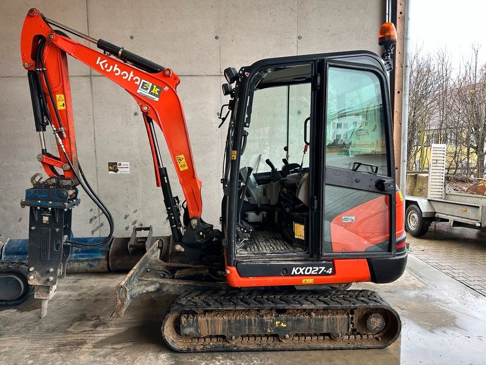 Minibagger 2 5t Lader Radlader mieten bei LO Maschinenverleih – 3
