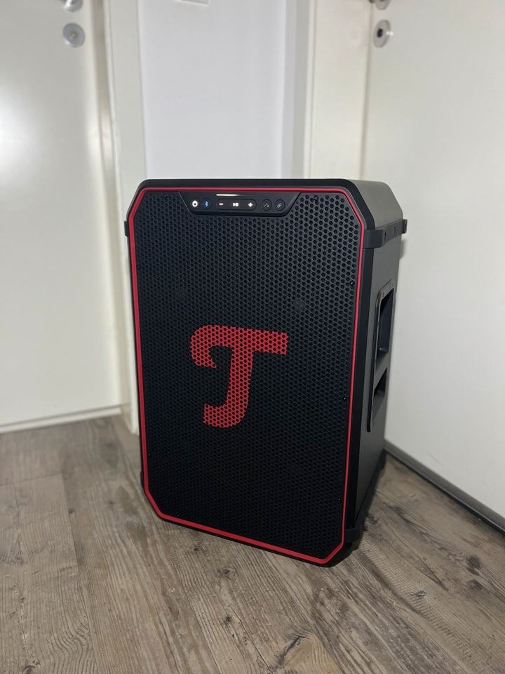 Teufel Rockster Neo Lautsprecher mieten bei Luvo Events – Party-Sound