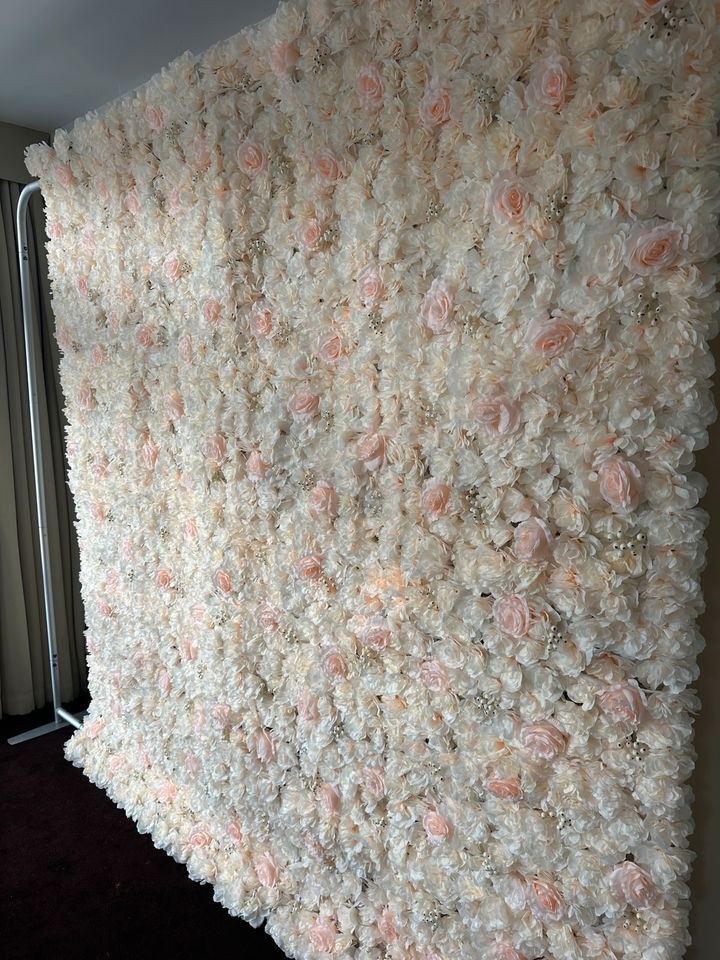 2,5x2,5m Kunstblumenwand mieten bei Luvo Events – für die Hochzeit – 4