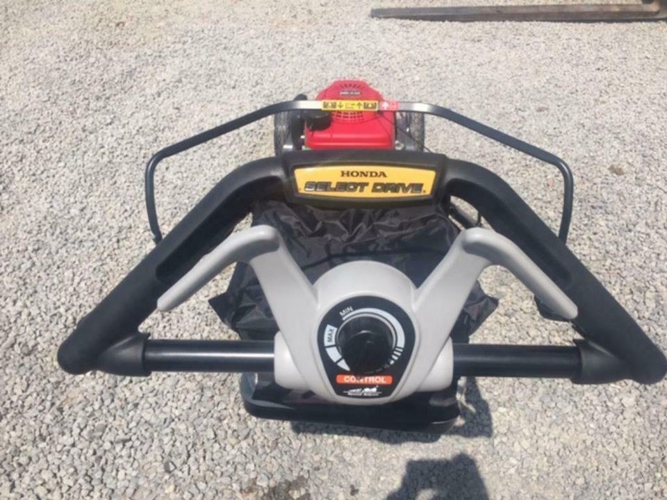 Groß Rasenmäher Honda HRX537 mieten bei MPS Baumaschinen – 4
