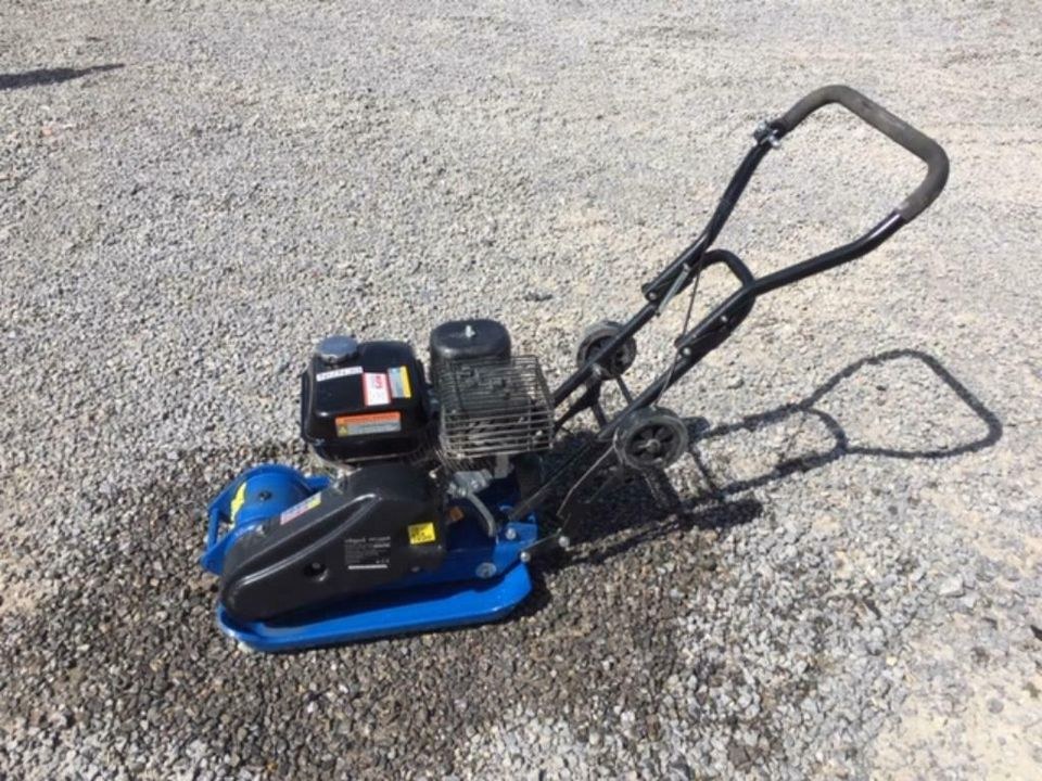 Rüttelplatte ca 85 kg verdichten stampfen mieten bei MPS Baumaschinen – 2