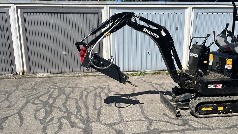Minibagger 1,2t Mikrobagger Meiselhammer mieten in Pleidelsheim