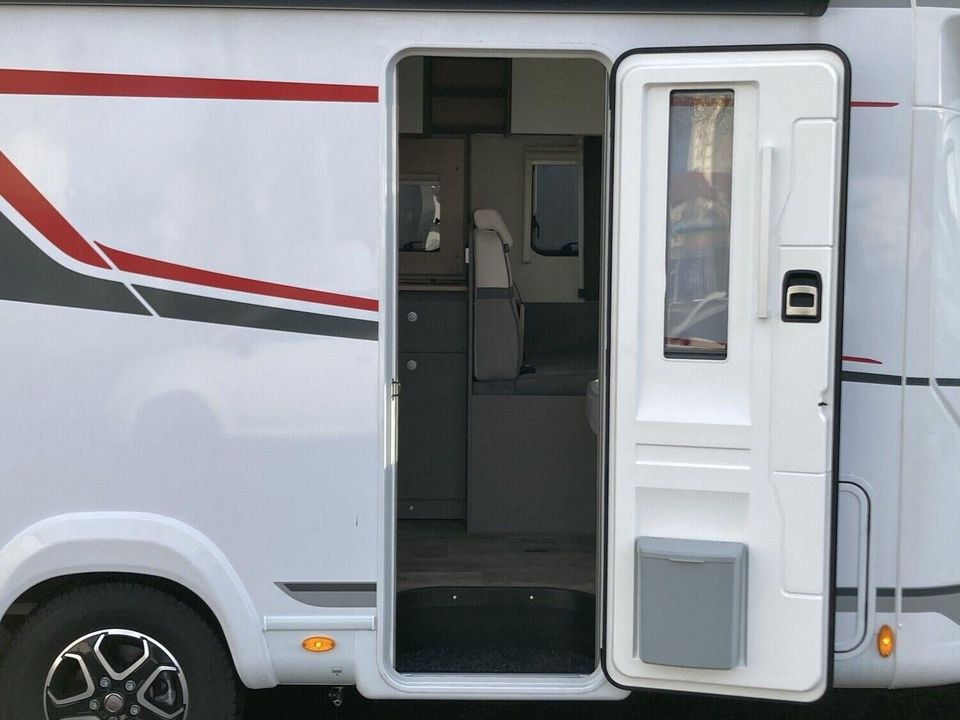 Premium Automatik Wohnmobil 4 Personen LMC mieten in Greven – 3