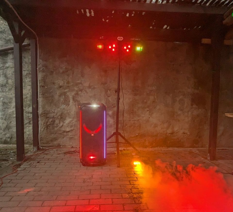 Partybox JBL Musikbox Partybar Nebelmaschine mieten in Klipphausen – 3